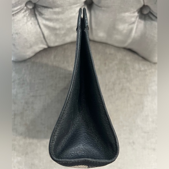 Authentic Gucci Accessory Collection Clutch - EUC - Picture 6 of 9